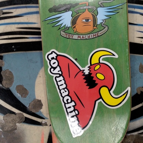 Toy Machine skateboard - Picture 4 of 6